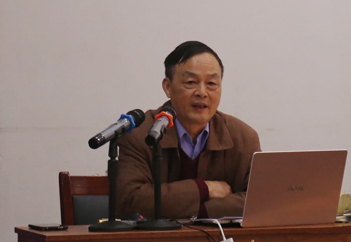 王晓春校长举办专题讲座